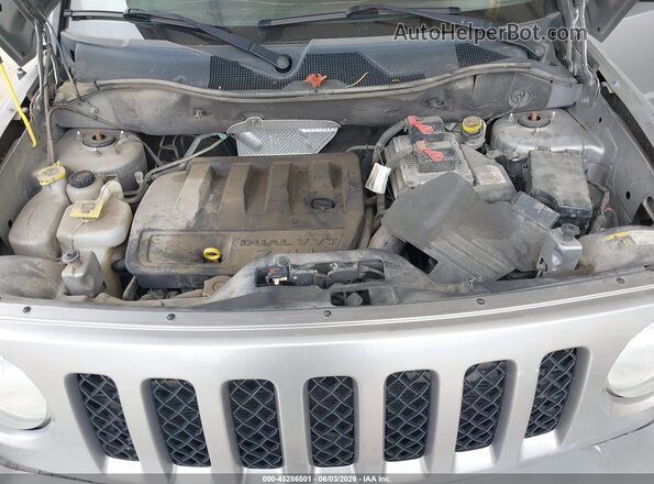 1C4NJRFB5GD506913 2016 JEEP PATRIOT Silver 