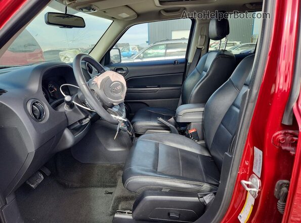 1C4NJRFB6HD195736 2017 JEEP PATRIOT Maroon წინა სალონის ხედი
