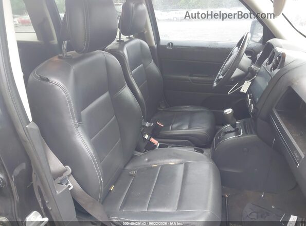 1C4NJRFB7GD518481 2016 JEEP PATRIOT Серый Вид салона спереди
