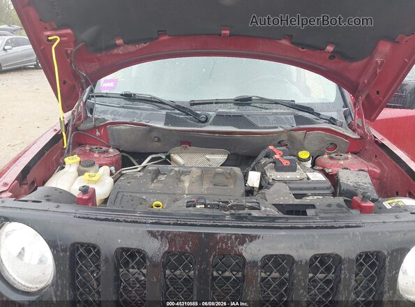 1C4NJRFB7GD753057 2016 JEEP PATRIOT Red Widok z tyłu