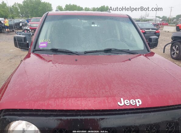 1C4NJRFB7GD753057 2016 JEEP PATRIOT Red Widok z przodu
