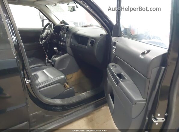 1C4NJRFB7HD195793 2017 JEEP PATRIOT Black Vista interior delantera