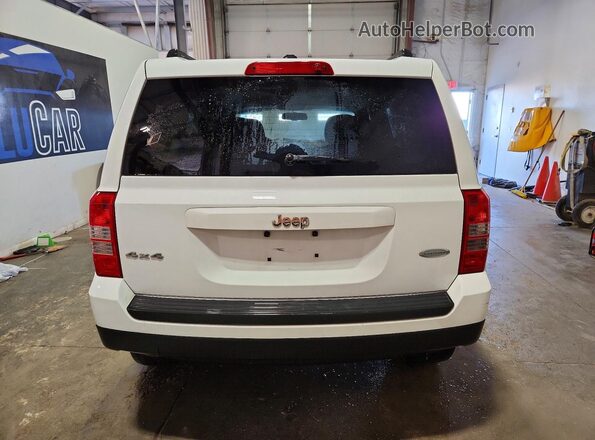 1C4NJRFB8HD113229 2017 JEEP PATRIOT White 
