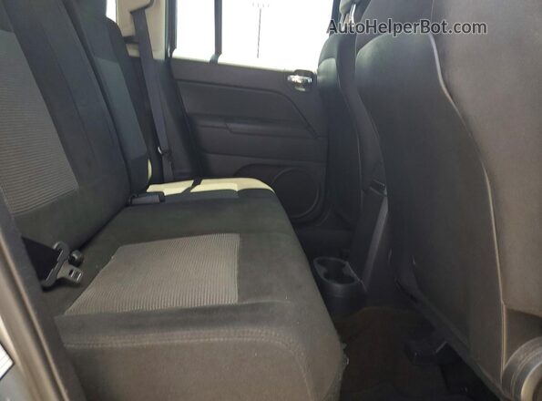 1C4NJRFB8HD174712 2017 JEEP PATRIOT Серый 