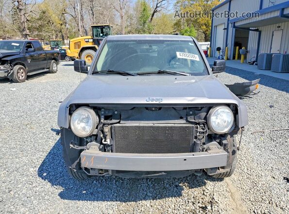 1C4NJRFB9GD614046 2016 JEEP PATRIOT Silver Front view
