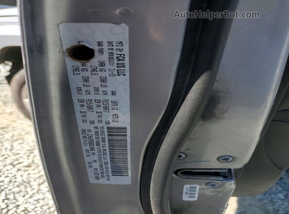 1C4NJRFB9GD614046 2016 JEEP PATRIOT Silver 360 interior view