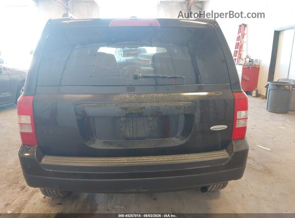 1C4NJRFB9HD174668 2017 JEEP PATRIOT Black 