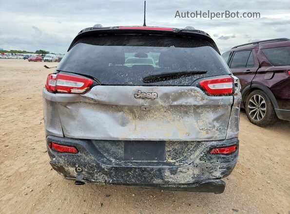 1C4PJLAB0HW572451 2017 JEEP CHEROKEE Silver Widok z tyłu