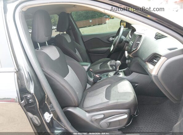 1C4PJLAB1GW297316 2016 JEEP CHEROKEE Black Widok wnętrza z przodu