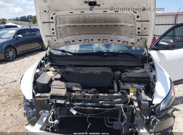 1C4PJLAB2GW257603 2016 JEEP CHEROKEE White Rear view