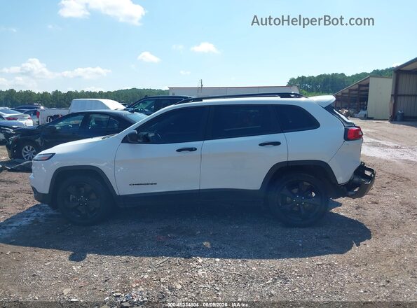 1C4PJLAB2HW549107 2017 JEEP CHEROKEE White Widok wnętrza 360 stopni