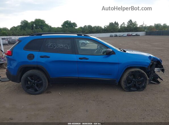 1C4PJLAB2HW644623 2017 JEEP CHEROKEE Blue 360 interior view