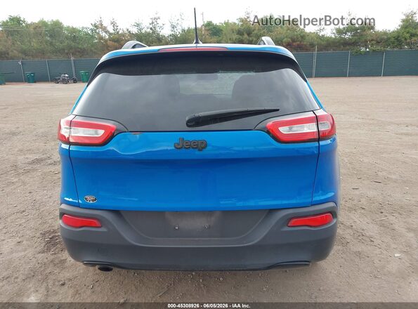 1C4PJLAB2HW644623 2017 JEEP CHEROKEE Blue 