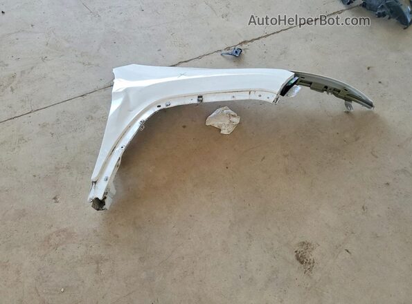 1C4PJLAB5HW507451 2017 JEEP CHEROKEE White 