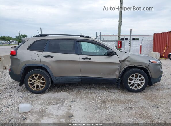 1C4PJLAB5HW549036 2017 JEEP CHEROKEE Brown Widok wnętrza z tyłu