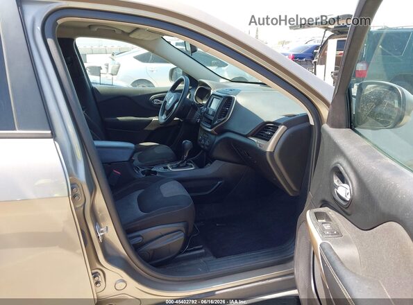1C4PJLAB6HW603704 2017 JEEP CHEROKEE Gold 