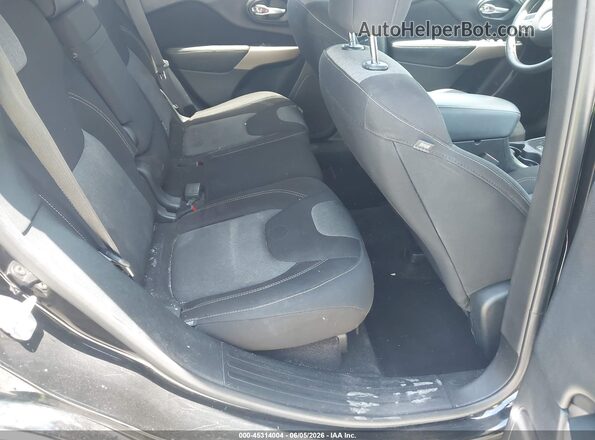 1C4PJLAB7HW591921 2017 JEEP CHEROKEE Черный Вид наклейки с VIN-кодом