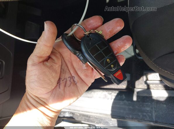 1C4PJLAB7HW591921 2017 JEEP CHEROKEE Черный Вид панели приборов