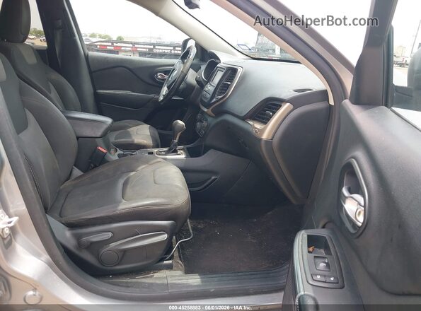 1C4PJLAB8GW172023 2016 JEEP CHEROKEE Gray Widok wnętrza z przodu