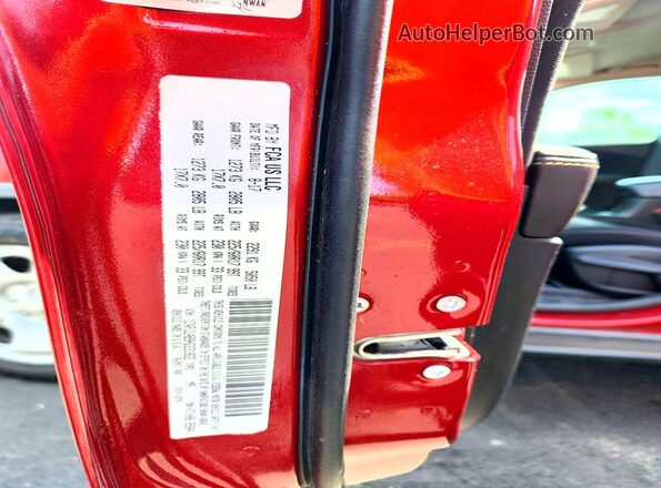 1C4PJLAB9HD231822 2017 JEEP CHEROKEE Maroon Շարժիչի բաժամունքի տեսք