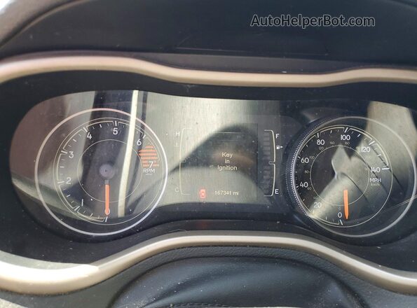 1C4PJLAB9HW507789 2017 JEEP CHEROKEE White Vista del cuadro de instrumentos