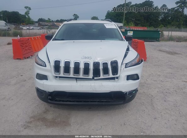 1C4PJLABXGW222646 2016 JEEP CHEROKEE White Instrument cluster view