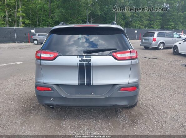1C4PJLABXHW586048 2017 JEEP CHEROKEE Silver 