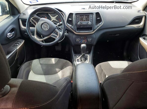 1C4PJLABXHW640786 2017 JEEP CHEROKEE White Вид панелі приладів