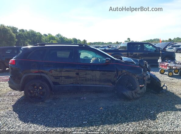 1C4PJLABXHW643719 2017 JEEP CHEROKEE Черный Вид задней части салона