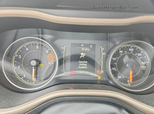 1C4PJLCB0HW650725 2017 JEEP CHEROKEE Black ხელსაწყოთა პანელის ხედი