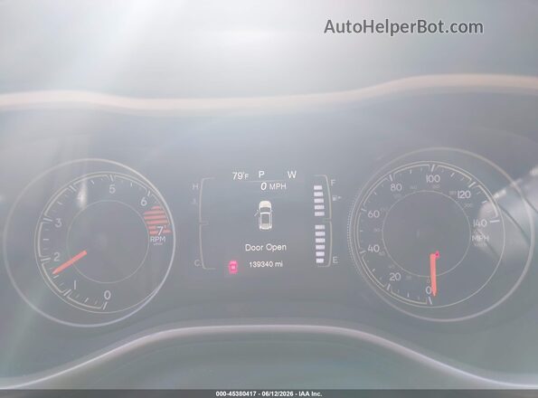 1C4PJLCB0JD595646 2018 JEEP CHEROKEE Blue Vista de los asientos traseros