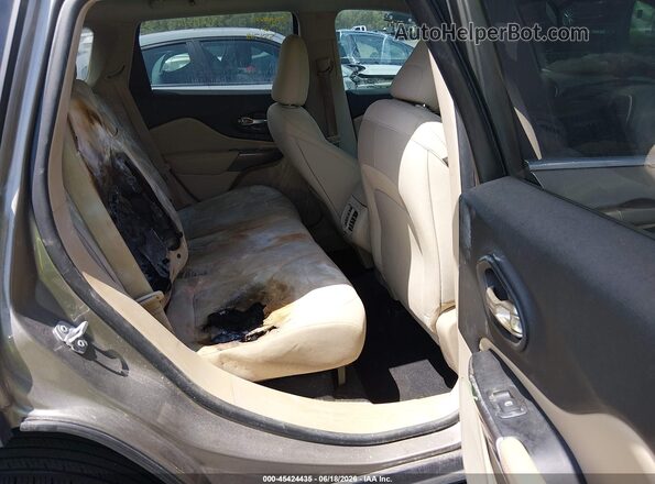 1C4PJLCB0KD396050 2019 JEEP CHEROKEE Gray Vista de la etiqueta del VIN