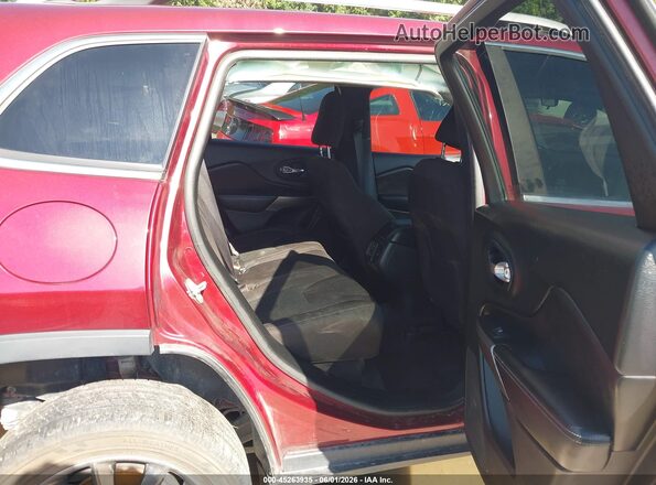 1C4PJLCB1KD109010 2019 JEEP CHEROKEE Красный Вид наклейки с VIN-кодом