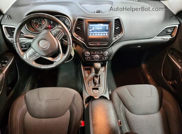 1C4PJLCB1KD377068 2019 JEEP CHEROKEE White Dashboard view