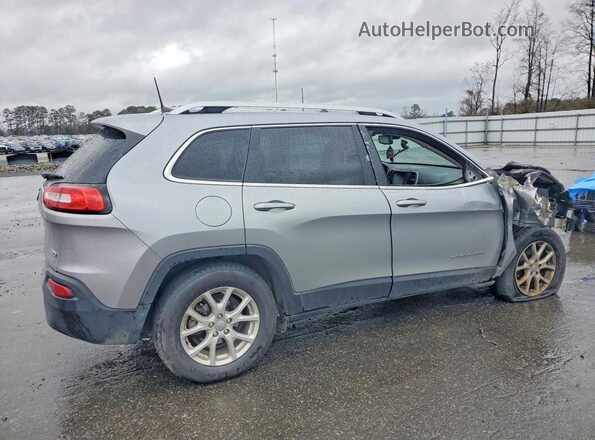 1C4PJLCB2HW663007 2017 JEEP CHEROKEE Silver Задня права чверть
