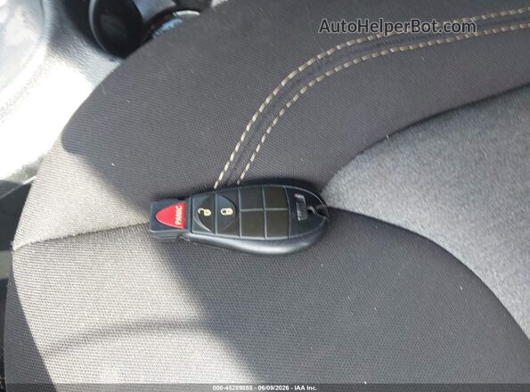 1C4PJLCB2JD620675 2018 JEEP CHEROKEE Gray Առջևի վահանակի տեսք