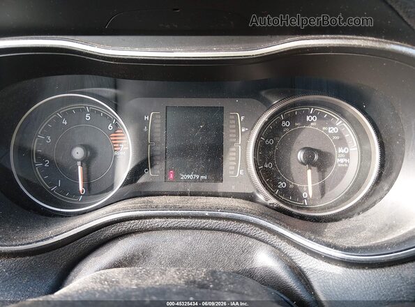1C4PJLCB2KD109534 2019 JEEP CHEROKEE Maroon Widok tylnych siedzeń