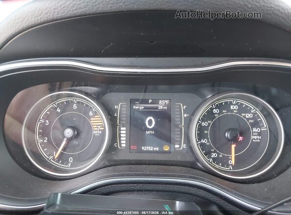 1C4PJLCB2KD222934 2019 JEEP CHEROKEE Бордовый Вид задних сидений