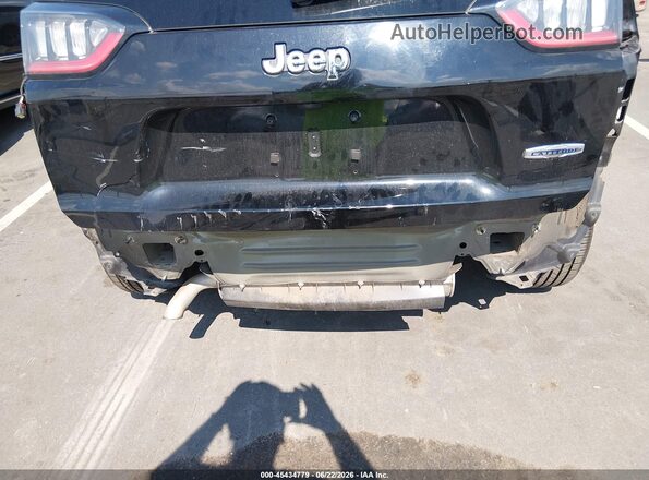 1C4PJLCB2KD423104 2019 JEEP CHEROKEE Черный Вид спереди