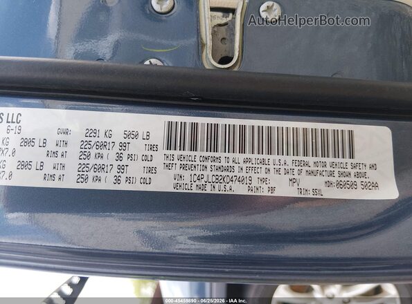 1C4PJLCB2KD474019 2019 JEEP CHEROKEE Blue Շարժիչի բաժամունքի տեսք
