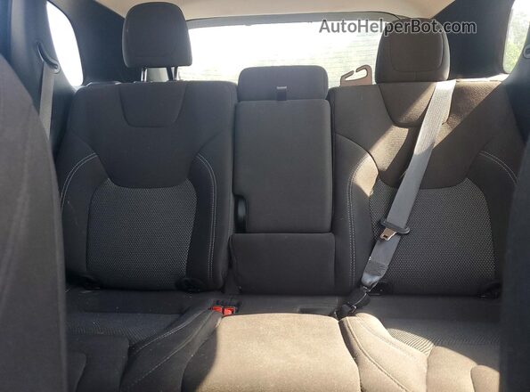 1C4PJLCB2MD155559 2021 JEEP CHEROKEE Green უკანა სავარძლების ხედი