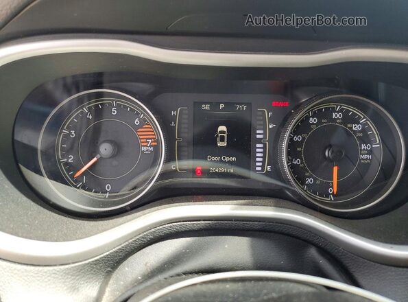 1C4PJLCB3GW149438 2016 JEEP CHEROKEE Silver Սարքավորումների վահանակի տեսք