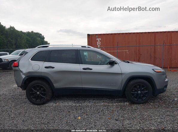 1C4PJLCB3HW596272 2017 JEEP CHEROKEE Silver Панорамний вид салону 360°