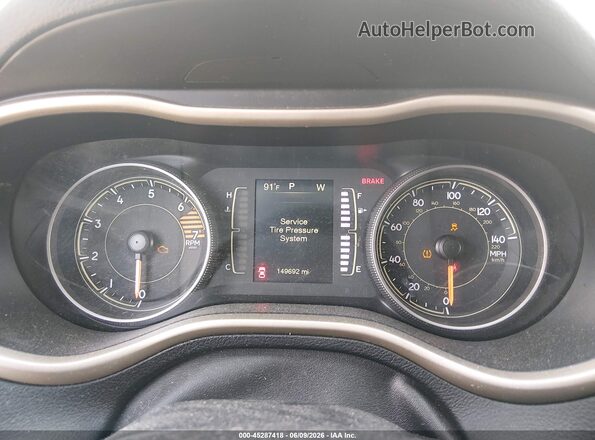 1C4PJLCB3JD566318 2018 JEEP CHEROKEE Silver უკანა სავარძლების ხედი