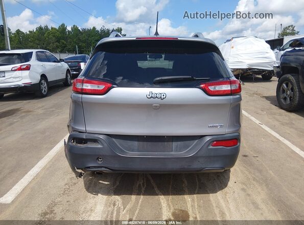 1C4PJLCB3JD566318 2018 JEEP CHEROKEE Silver 