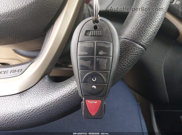 1C4PJLCB3JD566318 2018 JEEP CHEROKEE Silver წინა პანელის ხედი