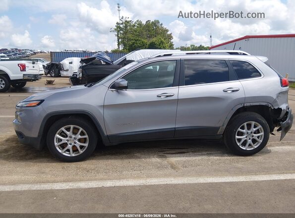 1C4PJLCB3JD566318 2018 JEEP CHEROKEE Silver 