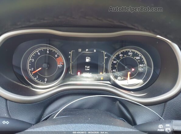 1C4PJLCB4HD216514 2017 JEEP CHEROKEE Red Vista de los asientos traseros