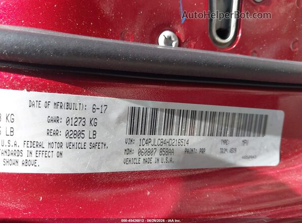 1C4PJLCB4HD216514 2017 JEEP CHEROKEE Red Vista del compartimento del motor