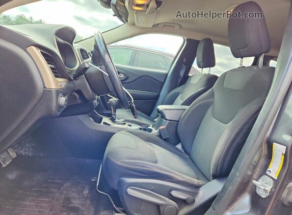 1C4PJLCB4HW535576 2017 JEEP CHEROKEE Серый 